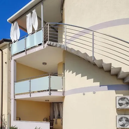 Silos Oliva Apartman